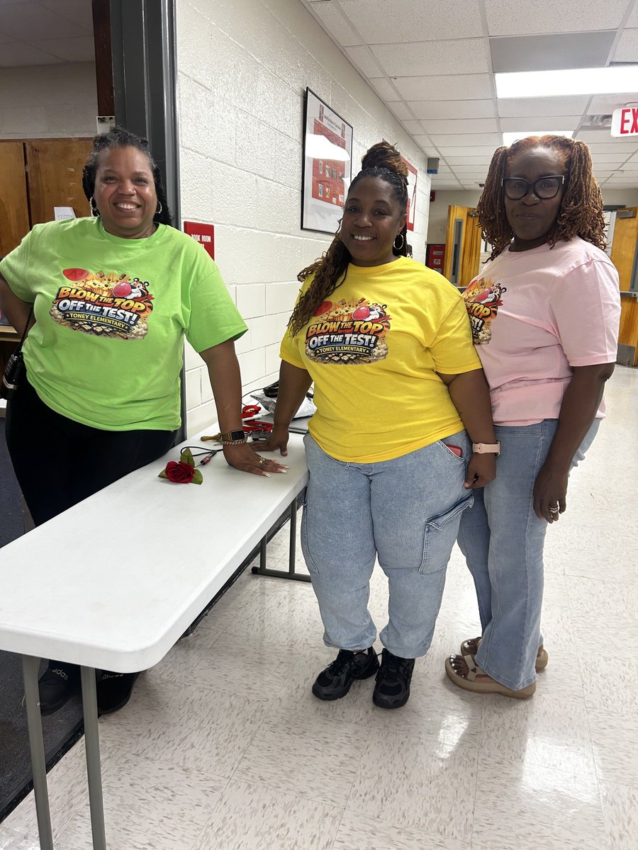 DCSDHorizon's tweet image. Toney ES was prepped and ready to “Blow the Top Off the Test!” 💥📊
Systems in place, team aligned, and scholars set up for success!
#TestingReady #ExcellenceInAction #StudentSuccess