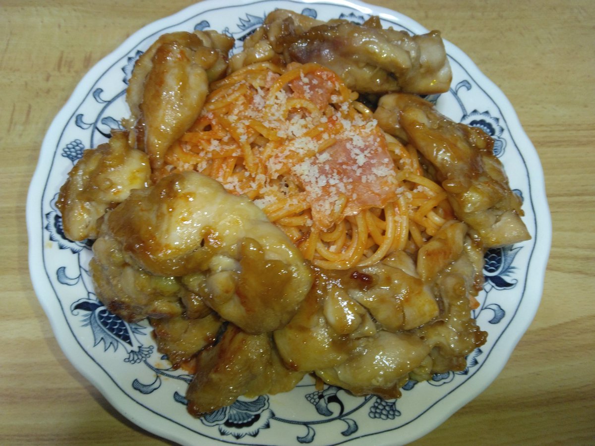 こんばんは(^^ )

今日も１日おつかれさまでした

漢の背徳飯【焼きからあげナポリタン】です

幼少期の頃しゃぼん玉で

遊んだことが皆さんあると思います

しゃぼん玉を操る三人の漢を紹介

ジョジョの奇妙な冒険【シーザー】

男塾【セティ】

うえきの法則【ロベルト】

music.youtube.com/watch?v=e0yrZX…