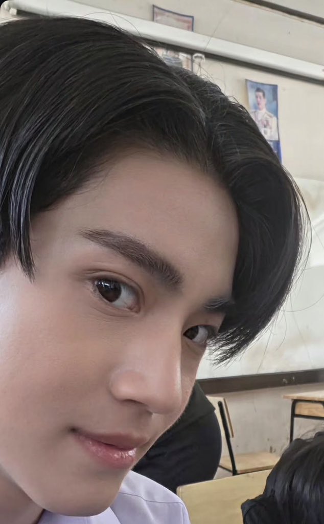 พี่นิวคะ หนูว่ามีพลังงานบางอย่าง ไปทำไรให้หนูแอลงอนไหมมม 55555555555554 ม่อนโว๊ย ทำดีๆ เป็นพระเอก เป็นดาราาานะจ้ะ 🤣😳🍊🌳✅ วันๆที่กองต้นส้มต้องเจอออ

#WhenOrangesFallQ17🍊
#Almondbabybigboy