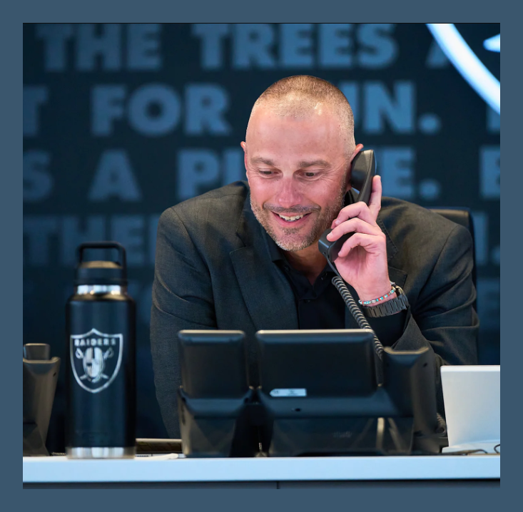 NFLMAVERICK's tweet photo. The Call of a Lifetime! 🏢📞📱✔️ https://t.co/3rzqoIOpuM