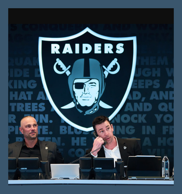 NFLMAVERICK's tweet photo. The Call of a Lifetime! 🏢📞📱✔️ https://t.co/3rzqoIOpuM