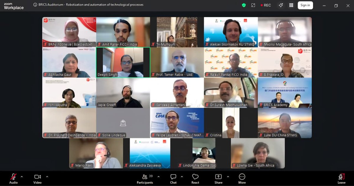 ficciskill's tweet photo. FICCI hosted the 2nd BRICS STIWG auditorium on Robotization &amp; Automation, convening global experts to deliberate on workforce transformation, integration of advanced technologies, and building future-ready talent ecosystems. https://t.co/4Deefr71o3