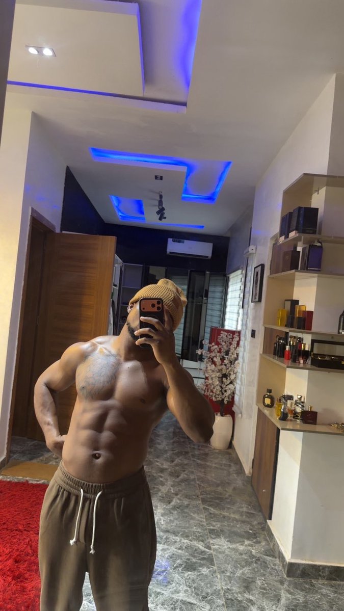 KC Santiago tweet media