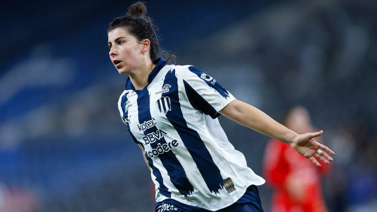 MbakNin ⚽️🤾‍♀️ #SkinnerOut tweet media