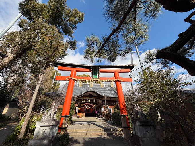 『最終楽章 響け!ユーフォニアム 前編』聖地巡礼「沙里ちゃんの家(許波多神社)」。 1月に巡礼したばかりなので、劇場の大画面で観られて楽しかったです。
