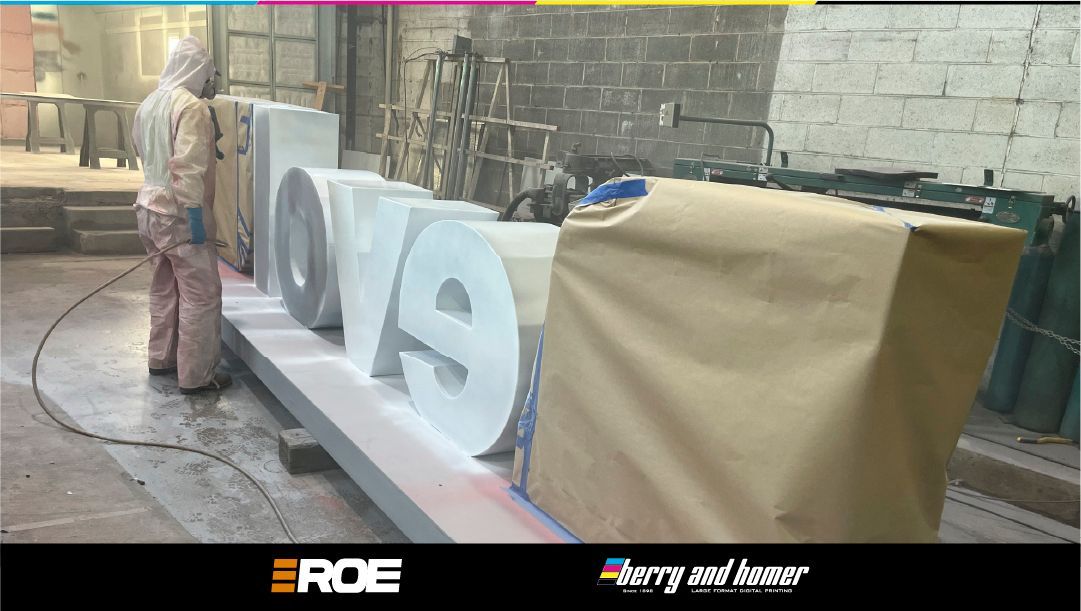 Roe_BerryHomer's tweet image. Outdoor monuments take a beating over time due to outdoor elements. This one at Rutgers was due for a refresh.

#Signage #DimensionalLetters #MonumentSign #LargeFormat #Refinishing #Rutgers #Fabrication #Installation