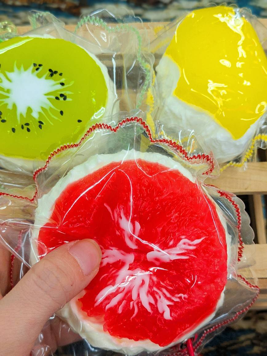 明日から販売開始のスクイーズたち😍✨ もちもちとろっとろな感触の