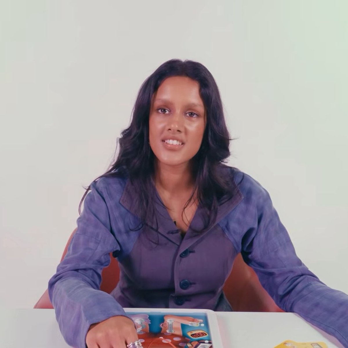leatinseason's tweet photo. more shabana with the bleached brows omg https://t.co/GMDHTG7Ci1