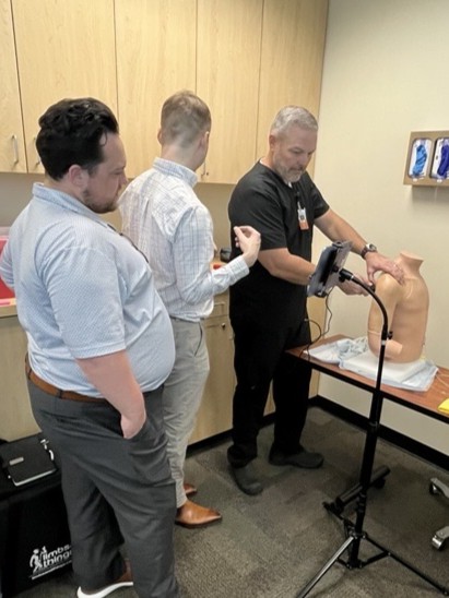 LimbsandThings1's tweet image. Did you know we keep our #medical knowledge fresh by working with our network of experts?

Just last week, our US Account Managers had the privilege of working with AT Still University to practice #ultrasound &amp;amp; improve their joint injection &amp;amp; aspiration using our own #simulation!