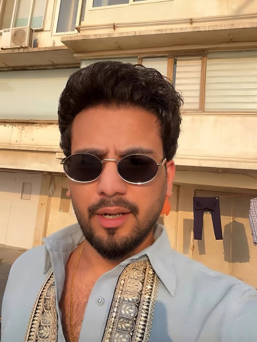 socializingedit's tweet photo. Guys Mujhe Lag Rha Pakka Koi Song Promotion kya pata dmf walo ka ho 🫪
#ElvishArmy #ElvishYadav https://t.co/980lhS2c12