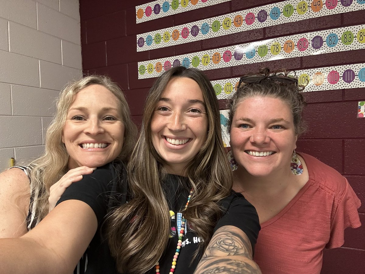 CFranklin27's tweet image. The life of an ELS with @NCDPI_OEL this morning I modeled lessons with a former first grade student of mine and a former student teacher!! #dreamjob #explicitinstruction