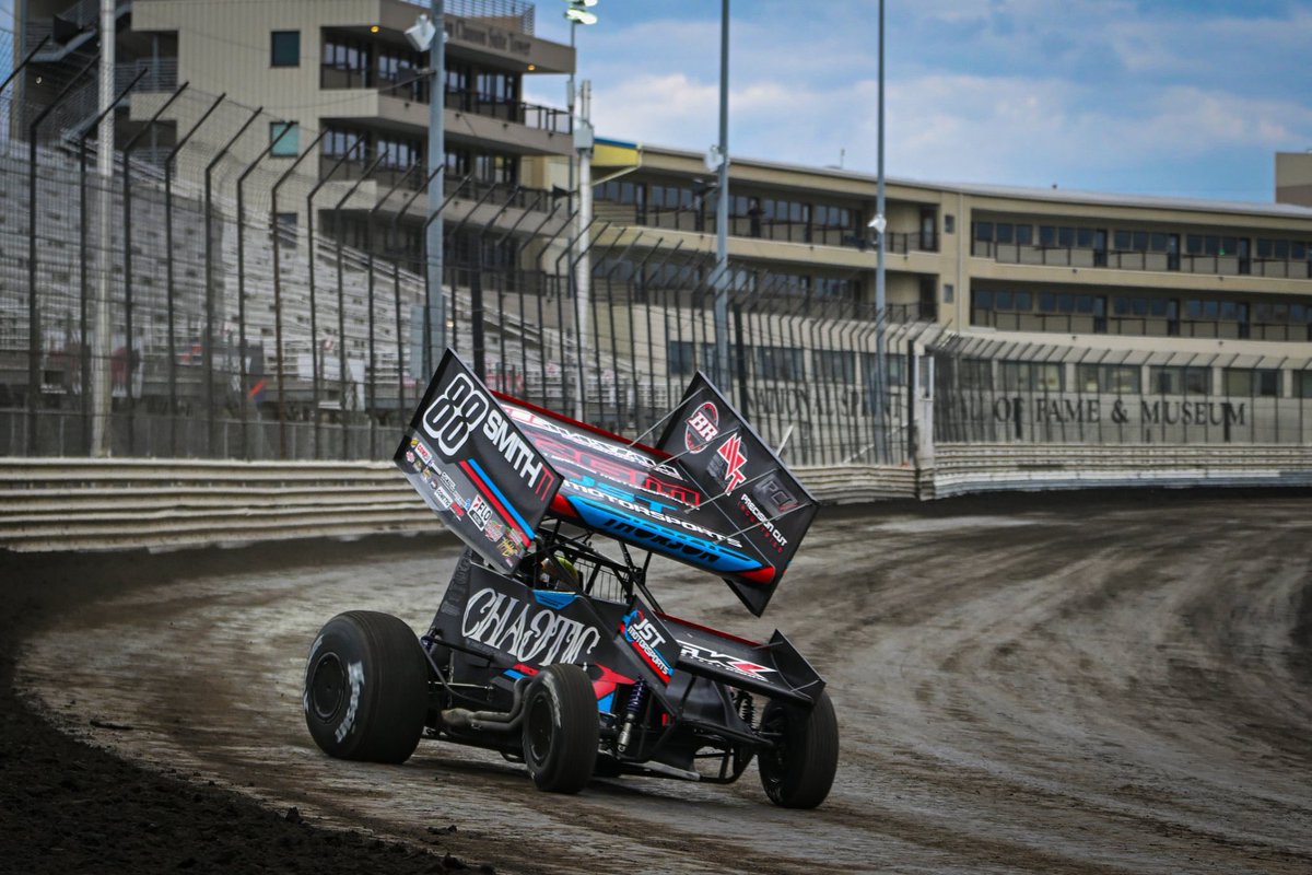 TThorsonRacing's tweet photo. Racing @knoxvilleraces tonight! 

You can watch live on @dirtvision. 📺 https://t.co/sgmm3yUSnb
