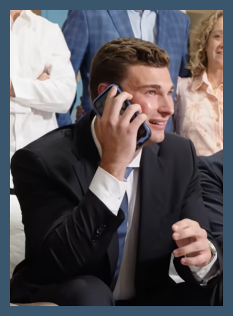 NFLMAVERICK's tweet photo. The Call of a Lifetime! 🏢📞📱✔️ https://t.co/3rzqoIOpuM