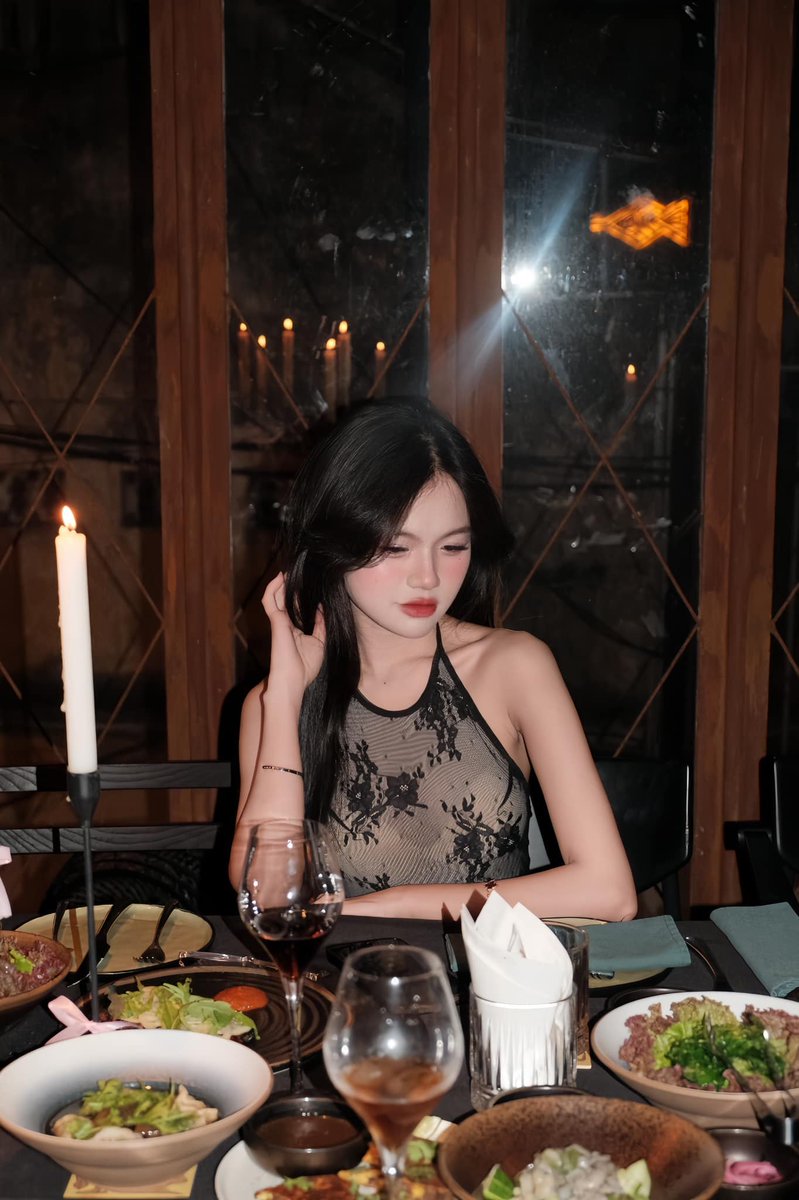 Phương Linh tweet media
