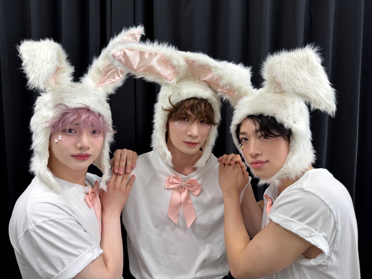 CHASER_ofcl's tweet image. 우리 삼형제 키워주세용

#CHASER 
#KEISUKE #REN #SIHUN