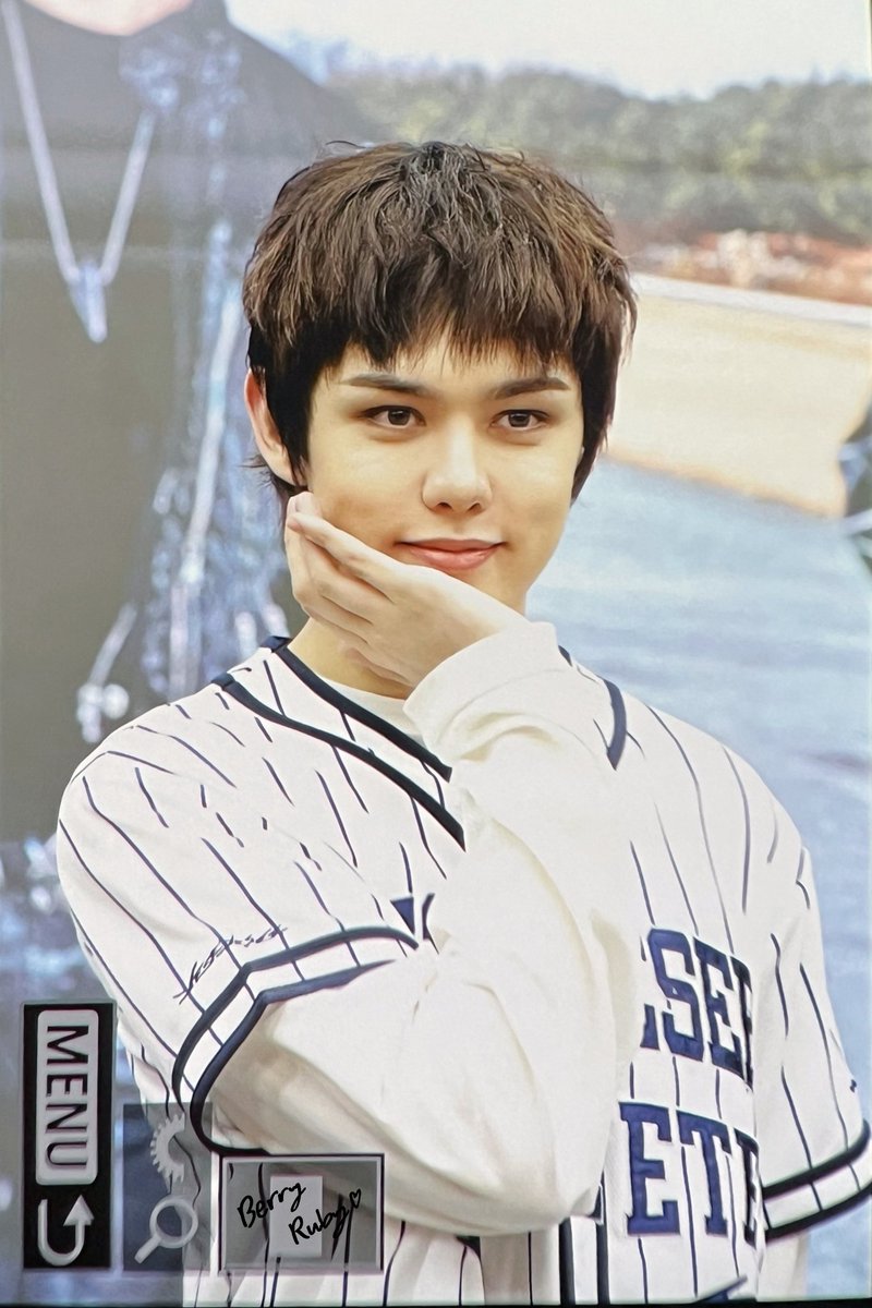 BerryRuby627's tweet image. 20260424 대면 

#AxMxP #에이엠피 #CRU #크루