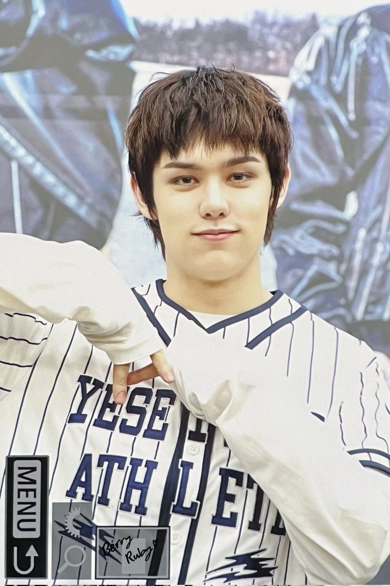 BerryRuby627's tweet image. 20260424 대면 

#AxMxP #에이엠피 #CRU #크루