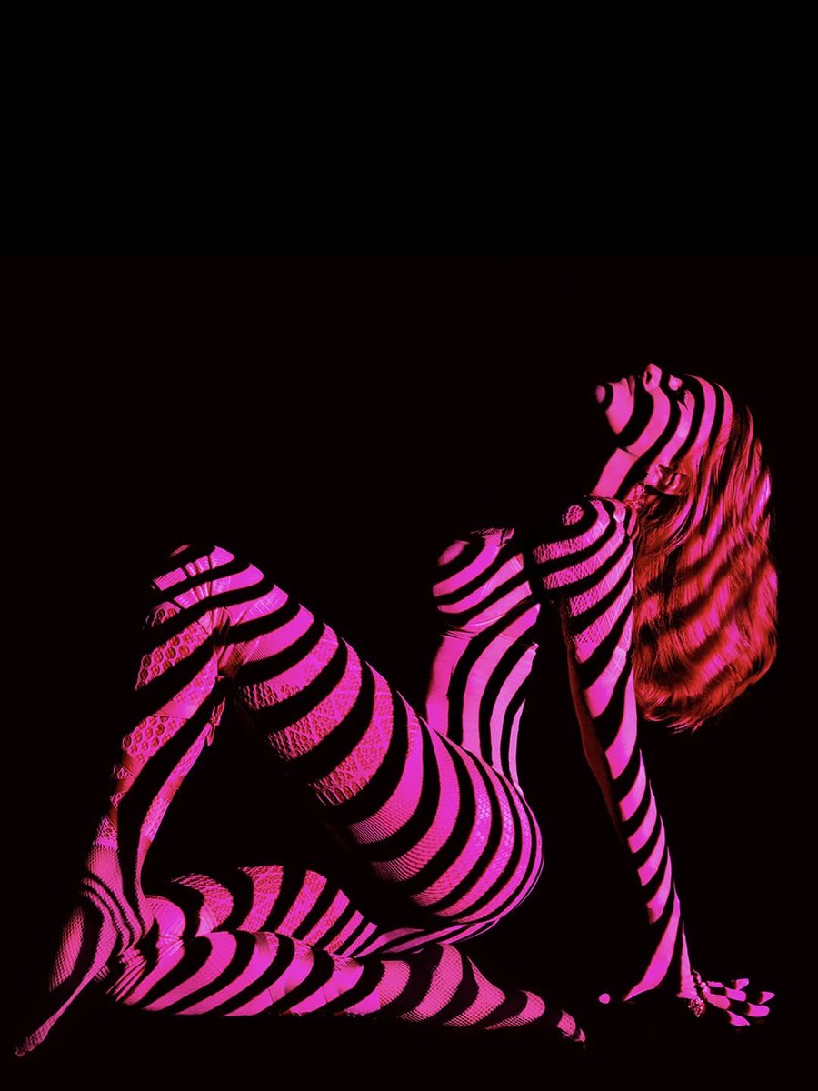 MIRIANA on the dance floor🪩 tweet media