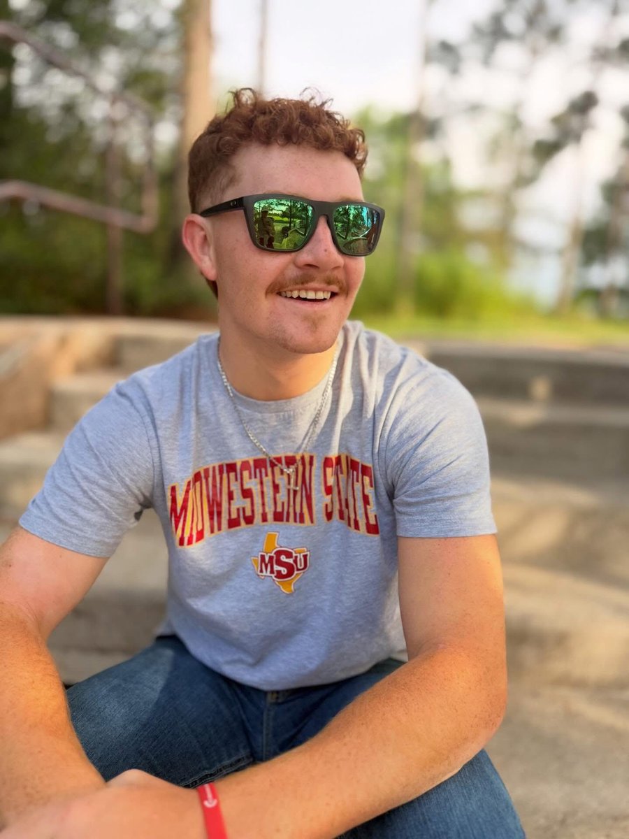 I’m beyond excited and blessed to announce that I will be continuing both my academic and football career at Midwestern State University!
First and foremost, I want to thank God, my family, teammates, and everyone who has supported me throughout this journey. I also want to give