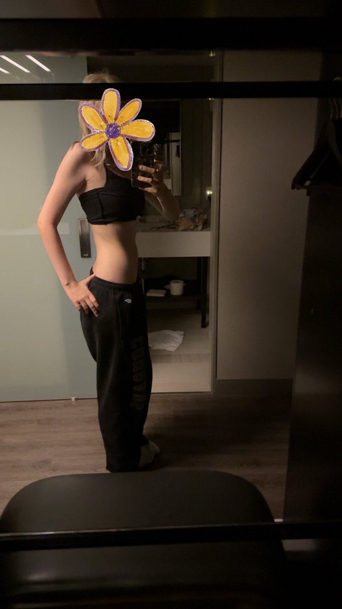 eyv (eve) of edtwt 🌊 tweet media