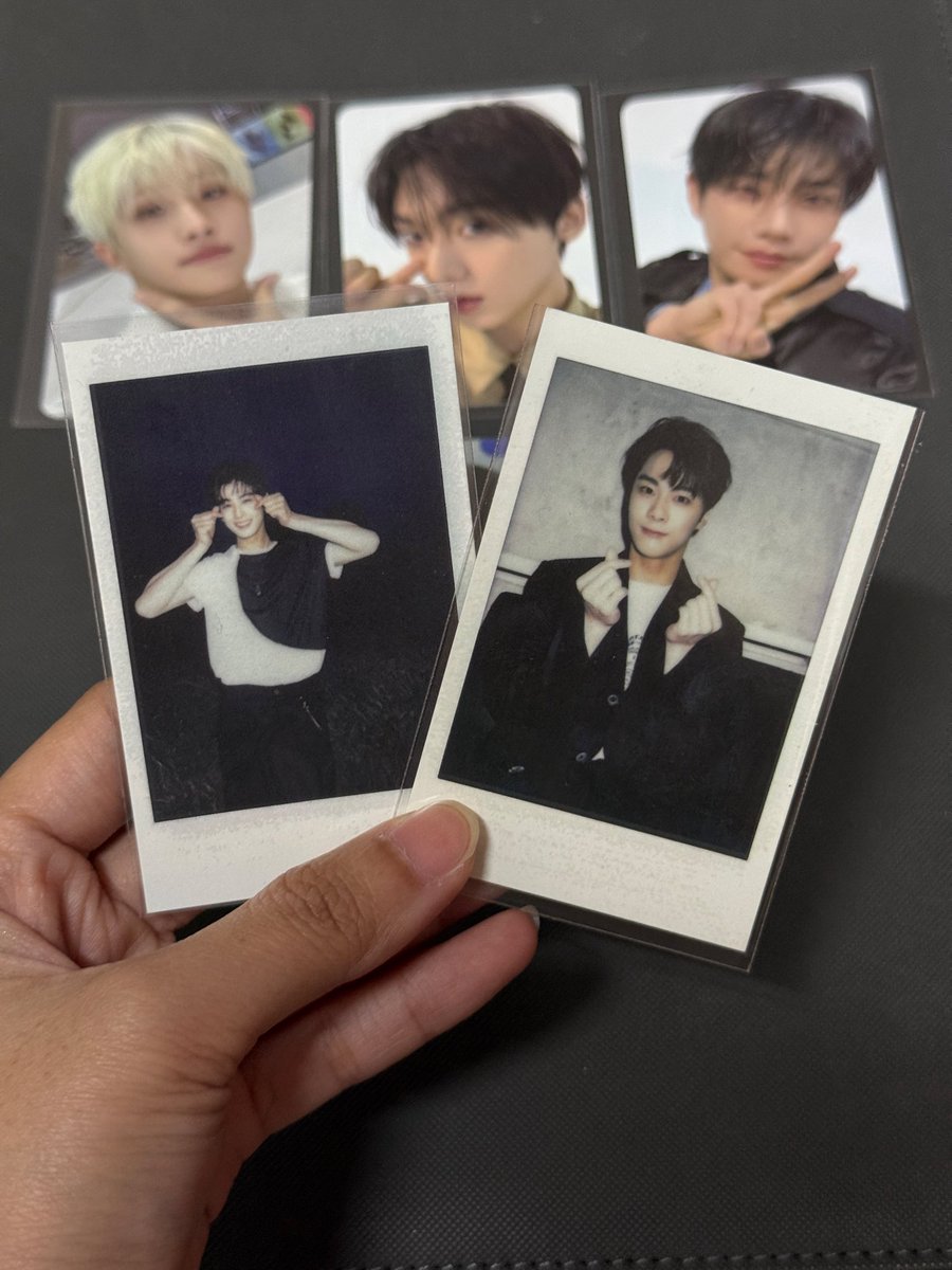 Rise up บั้มAstro ปกมุนบิน390 📮40
Polaroid photocard มุนบิน350 eunwoo400
ดีลญปมาแรง ใครอยากได้จริงๆลองทักมาจ้า
#ตลาดนัดชาอึนอู #ตลาดนัดอึนอู #ตลาดนัดastro #MOONBIN