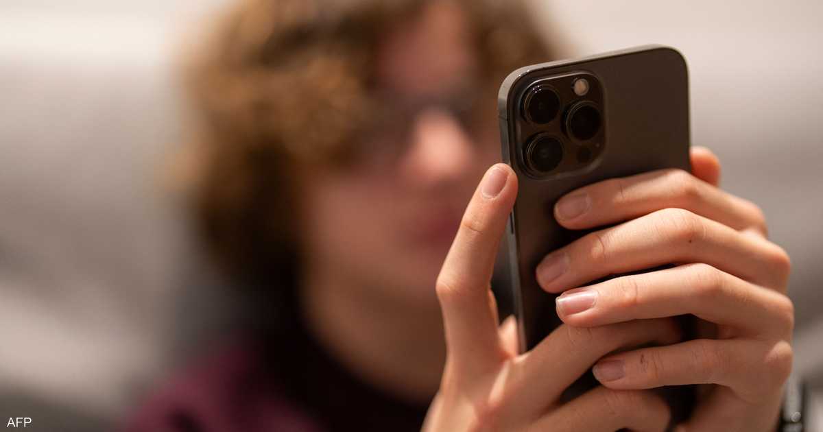 hamadasaraya's tweet image. أقر البرلمان التركي قانونا ​يحظر استخدام ⁠وسائل التواصل الاجتماعي لمن هم دون سن 15 عاما، ويفرض ​قواعد جديدة على المنصات الرقمية، ‌بما في ذلك شركات برمجيات الألعاب. #الاردن #Jordan