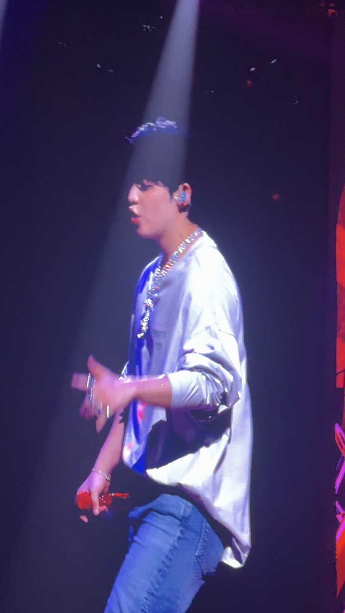 260424 #에스쿱스
앵콜착  미러볼 쿠테 목걸이!???하고 나옴