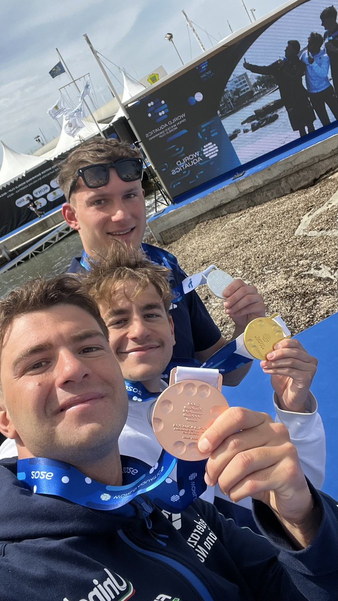 WorldAquatics's tweet photo. 🤳 Ibiza 10km #OpenWater podium vibes 🥇🥈🥉 https://t.co/gImLTwvkDq