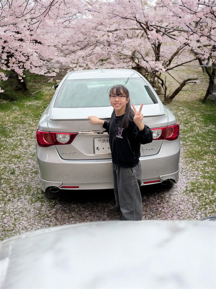 愛車と
バイバイ👋します
中古で購入し7年13万キロ以上走り走行距離は23万キロ超え‼️
ディーラー整備メンテしてきましたが
まだまだ調子良いけど塗装劣化や自転車の積載が必要となり
手放すことに…
今までありがとう
色々なところに行った
#愛車
#車とさよなら