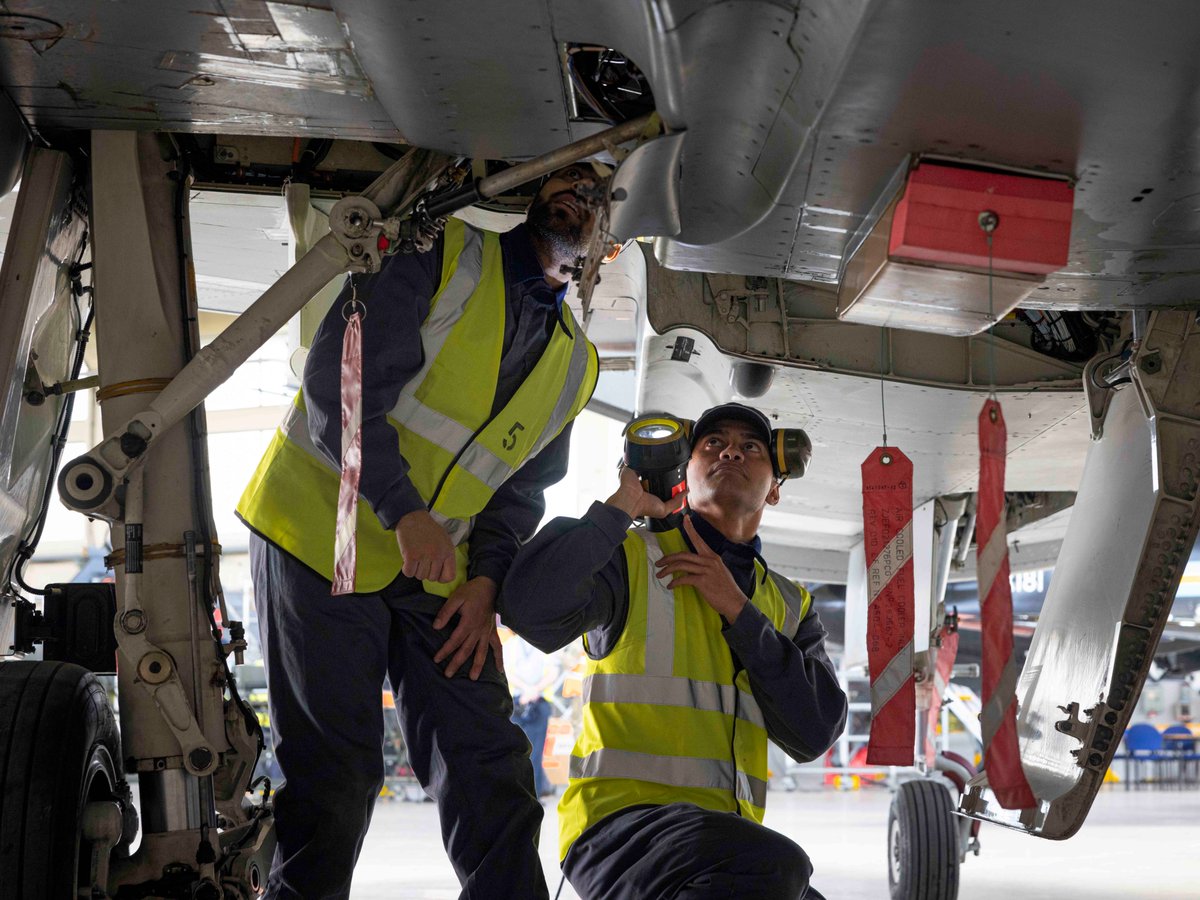 RAF_Cosford's tweet image. During flight line operations at the end of training at Cosford, trainees have the opportunity to work on Development Aircraft 04, a Typhoon prototype, gaining valuable hands‑on experience in an operational environment.

#cosford26 #RAF #Apprenticeships #engineering #technicians