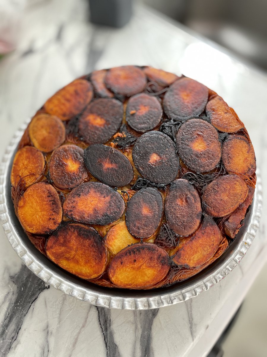 ℕ𝕠𝕥𝕙𝕚𝕟𝕘 𝕖𝕝𝕤𝕖 𝕞𝕒𝕥𝕥𝕖𝕣𝕤 tweet media