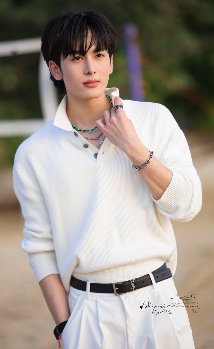 Nina LYT era⛅️ tweet media