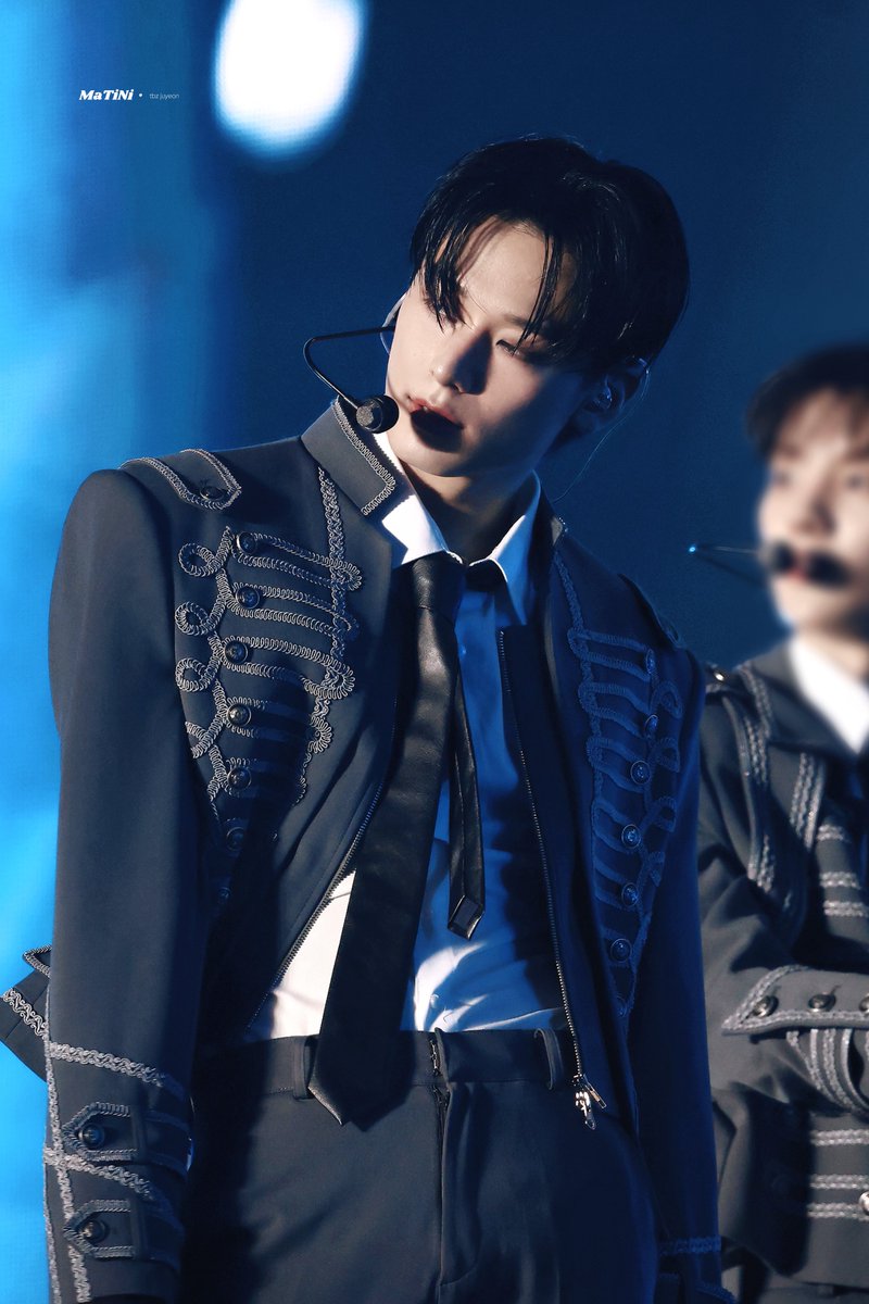 ᴍᴀᴛɪɴɪ tweet media