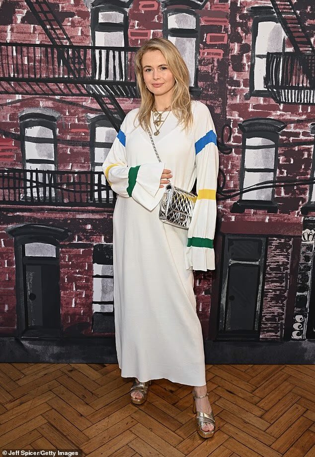 Benonwine tweet media