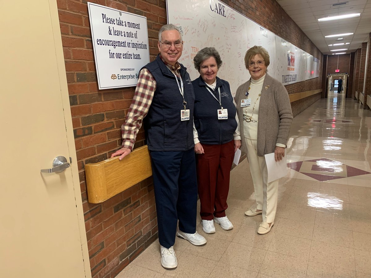 LowellGeneral's tweet photo. Happy National Volunteer Appreciation Week. More than 200 volunteers at Lowell General Hospital support patients, families and staff every day. From comfort and guidance to music and therapy dogs, they make a real difference. Thank you today and every day. https://t.co/fZ48DRi1A4