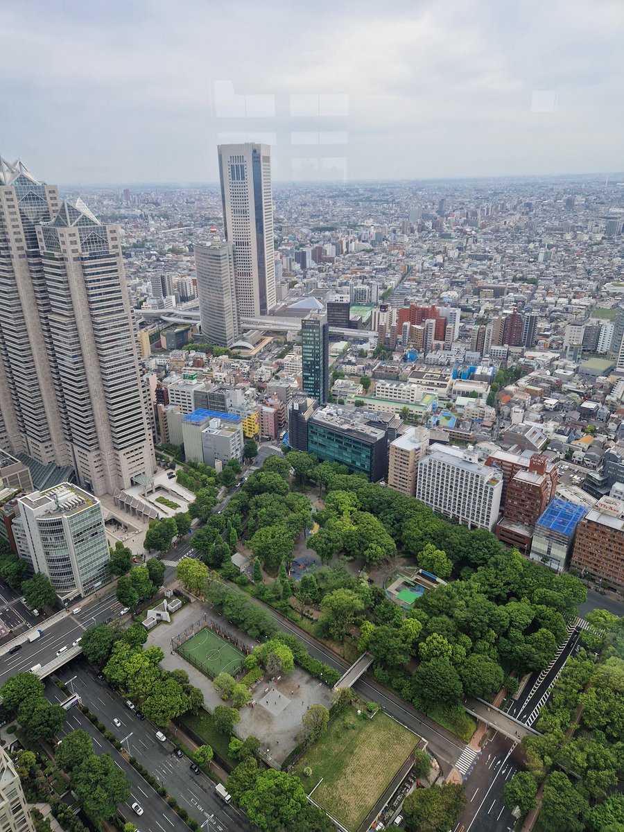 ailecvazz's tweet photo. Día once - Tokio ⛩️🐲 https://t.co/rR2wKuY4JQ