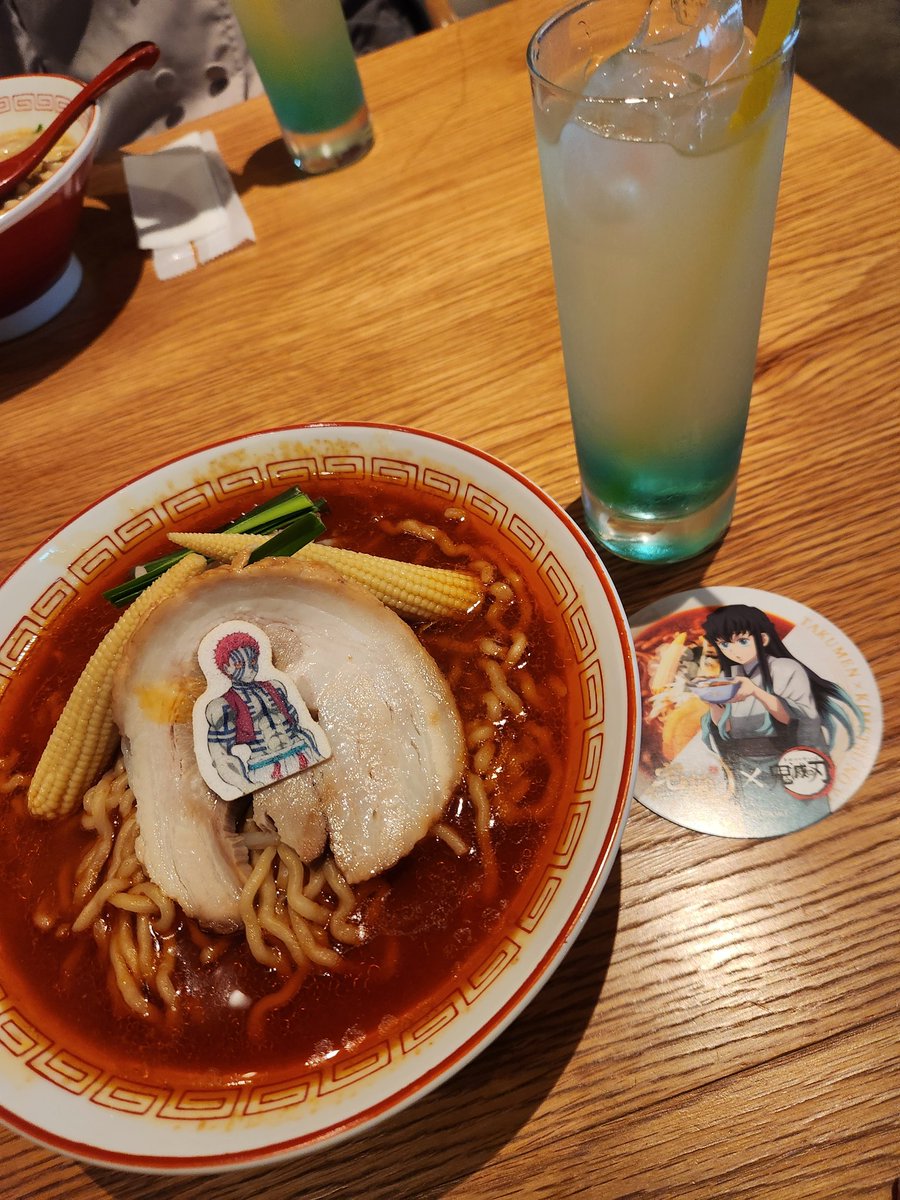 礼於 tweet media