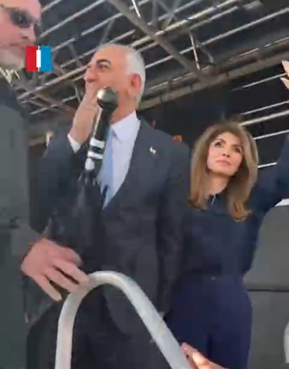 حانیُم tweet media