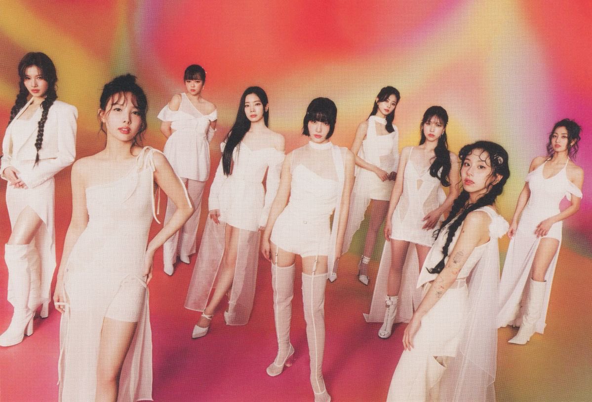 TWICE CRAVE tweet media