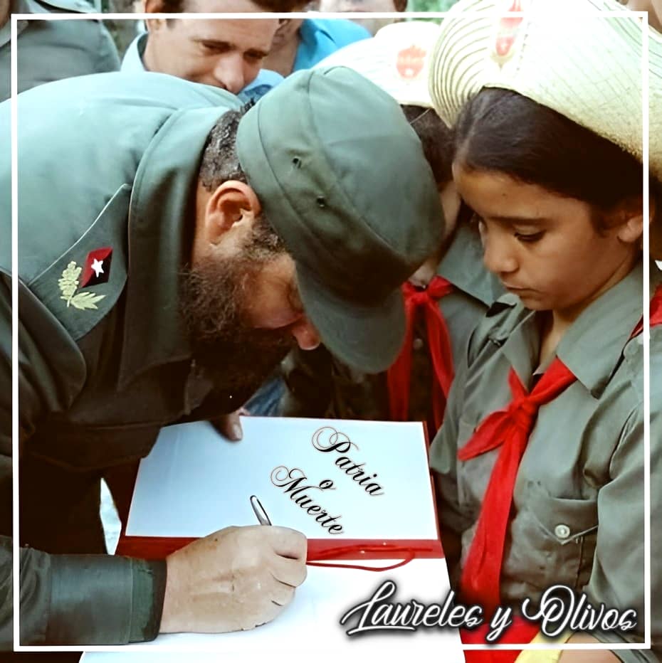 🇨🇺 "Las ideas no se mueren" 
Nuestro Comandante en Jefe lo demostró con hechos, no solo con palabras.
¿Puede una idea sobrevivir al tiempo?
Sí, cuando nace del pueblo, se convierte en fuerza y defenderla, también es defender la Patria.
#MiFirmaPorLaPatria
<a href="/GrupodAlimentos/">OSDE Grupo de Alimentos</a>