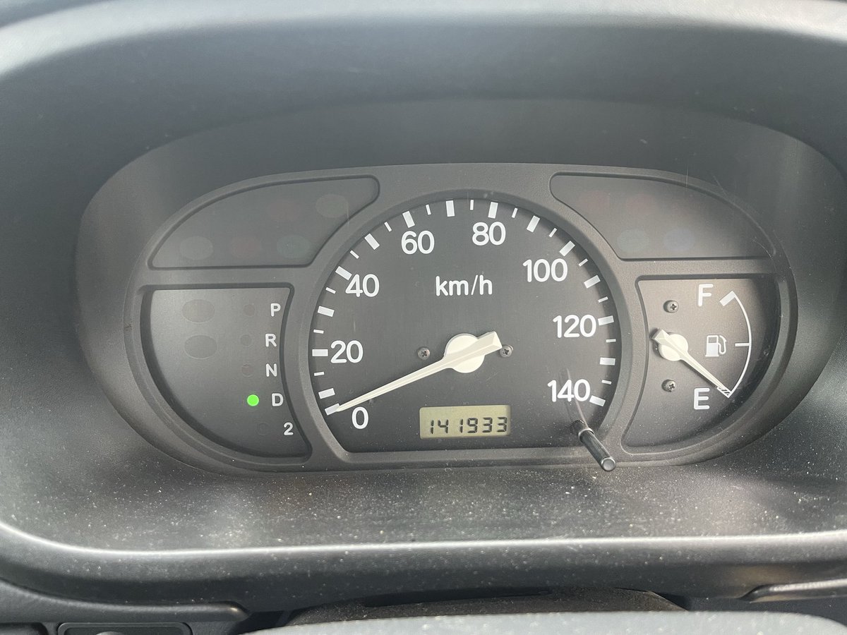 今日公用車に乗ったらこんな状態だった・・・
ヤバない😭最後に乗ったやつ‼️