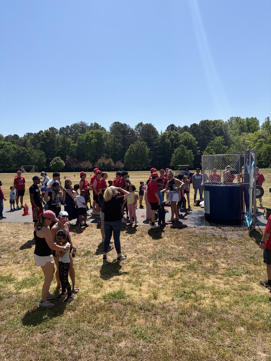 WestCabBaseball's tweet photo. West Cabarrus Baseball volunteering for Weddington Hills field day - Day 1 @westcabboosters @westcabsports @WHE_Whiskers https://t.co/yzA3Dd5ATu