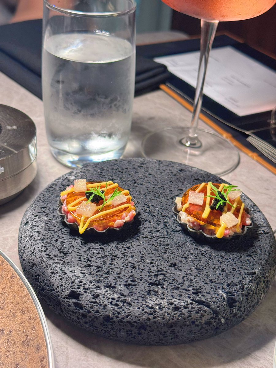 Roland.W tweet media