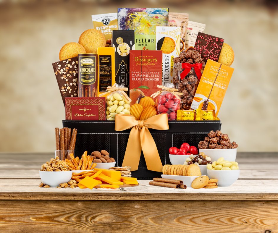 GiftTree's tweet photo. A royal indulgence worth gifting 👑🍷✨

Premium wines &amp; gourmet delights, perfect for celebrations, milestones, and unforgettable moments.

👉 Discover more meaningful gifts: https://t.co/SNU2PwiMOx

#LuxuryGifting #GiftBaskets #GourmetGifts #WineLovers #CelebrateInStyle https://t.co/V54uUufC3w