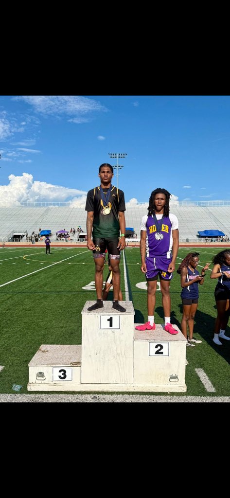 JamarcusHooper's tweet photo. Track And Field District Champs - 3X 
MVP Of Field Events! #AGTG @CoachCadeUL @CoachSFarmer @CoachPeeps19 @8bizzle32 @GO_Giants_FB 

Triple Jump - 🥇
Long Jump - 🥉
4 x 2 - 🥈
4 x 1 - 🥉 https://t.co/J9gIqNLHMA