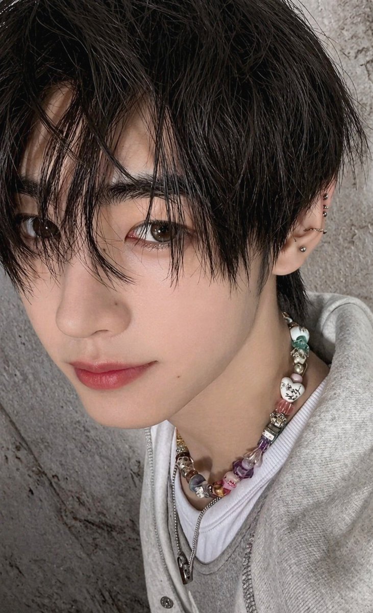 ❄️얼음별 tweet media