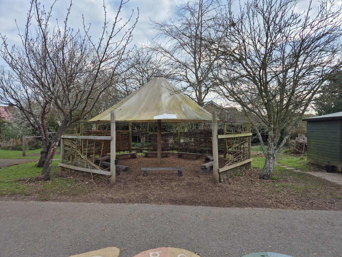 SOuLupdate's tweet image. We want to make sure every canopy classroom lasts for the long haul. So, it was our pleasure to return to Marlow C of E Infant School and give theirs some TLC last year, as well as a couple of upgrades!

#outdoorclassroom #maintenance #upgrade #teachoutside #outdoorlearning