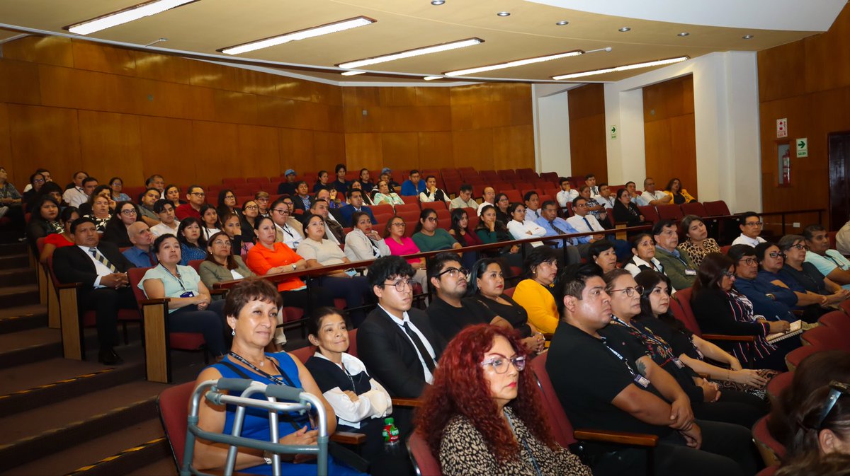 CALPERUOFICIAL's tweet image. Una gestión con enfoque propio, sin intereses particulares, que apuesta por la eficiencia, la unidad y el fortalecimiento institucional.
⚖️ Construimos un #CAL más cercano, ordenado y al servicio de todos.