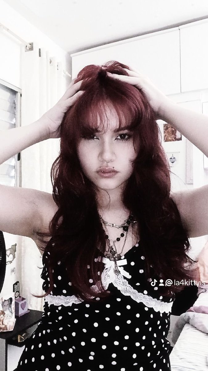 laura nádega esquerda do hyunjin |𝙑𝙄𝙐 𝙊 𝙎𝙆𝙕 tweet media