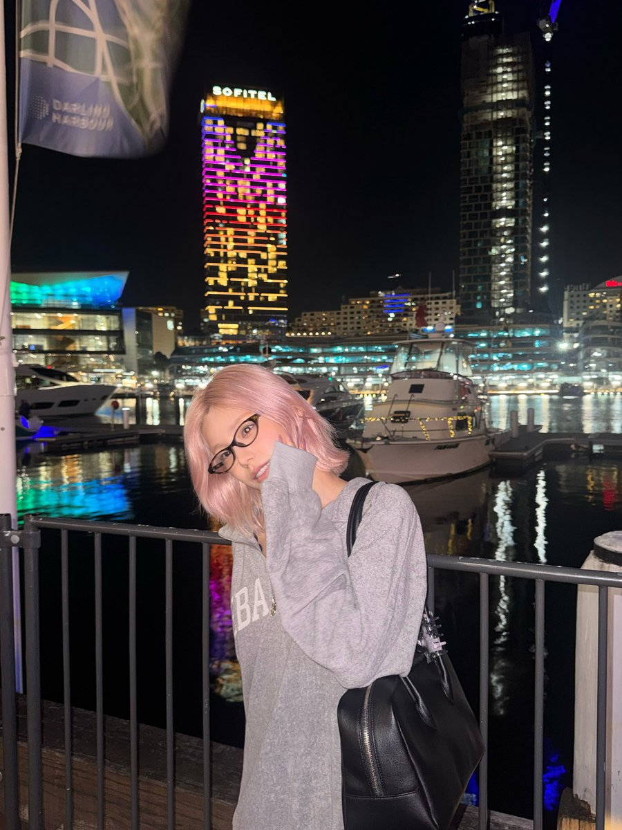 yeji bubble 🖤 tweet media
